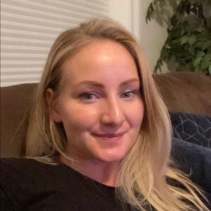 Meet your Posher, Margo